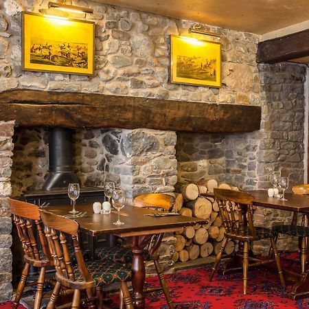 The King'S Head Hotel Llandovery Eksteriør billede