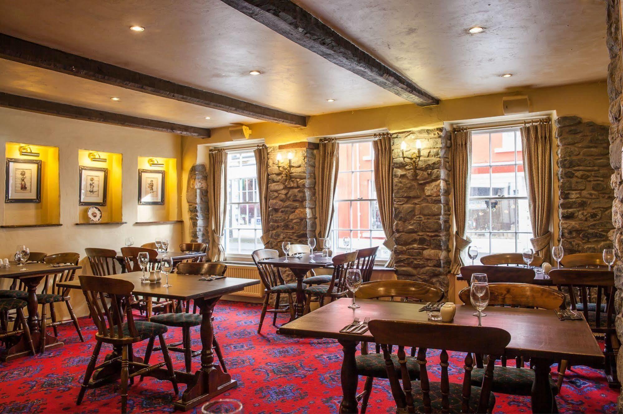 The King'S Head Hotel Llandovery Eksteriør billede